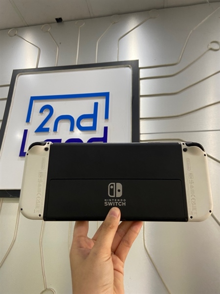 Máy chơi game Nintendo Switch Oled - Hack thẻ 512GB - Joycon màu trắng - Ngoại hình: 98% - FullBox 2