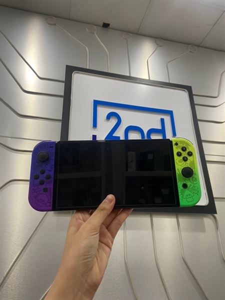 Máy chơi game Nintendo Switch Oled - Màu đen - Ngoại hình: 98% - Full phụ kiện - Kèm túi Splatoon Edition