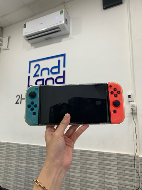 Máy chơi game Nintendo switch oled - Màu neon - Ngoại hình: 97% - Đủ phụ kiện