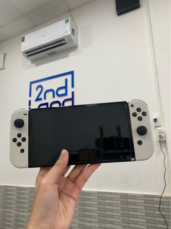 Máy chơi game Nintendo switch oled - Màu trắng - Ngoại hình: 97% - Fullbox