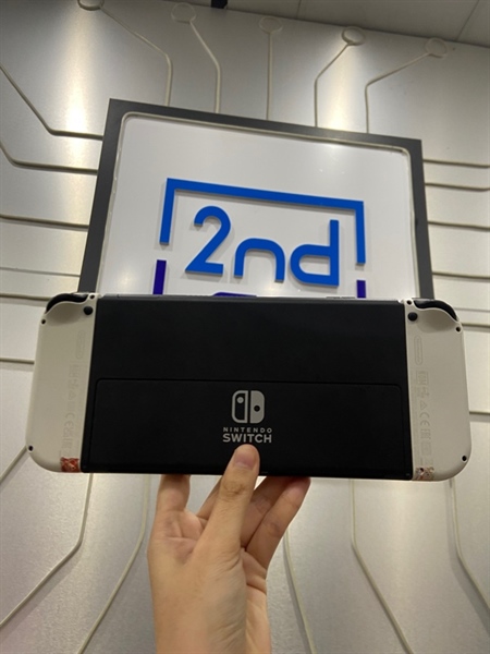 Máy chơi game Nintendo Switch Oled - Màu trắng - Ngoại hình: 98% - Full phụ kiện + thẻ 256GB 1