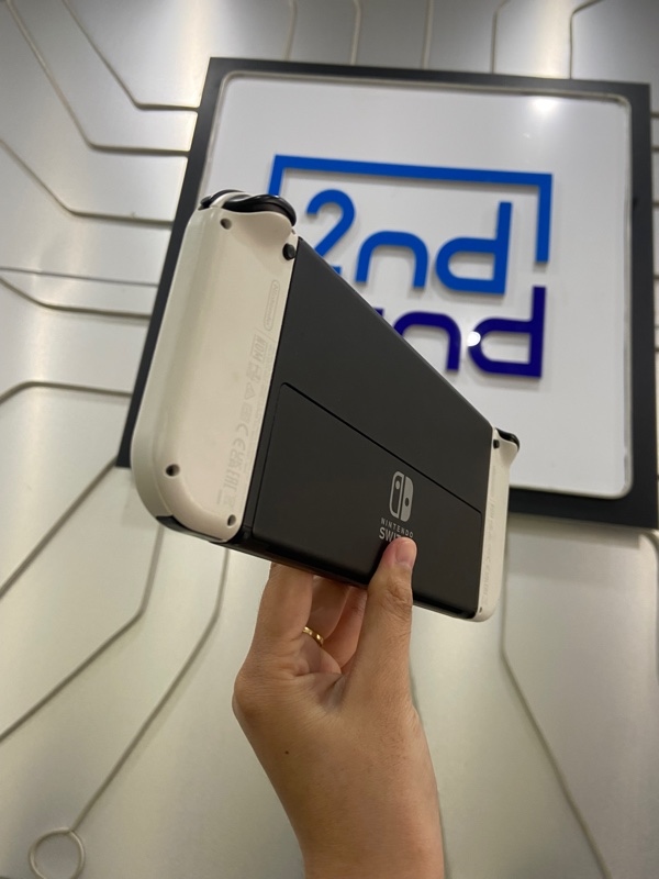 Máy Chơi Game Nintendo Switch OLED - Vesion : 21.2.0 - HEG-001 - Màu trắng - Ngoại hình: 97% - Kèm túi + đủ phụ kiện 2