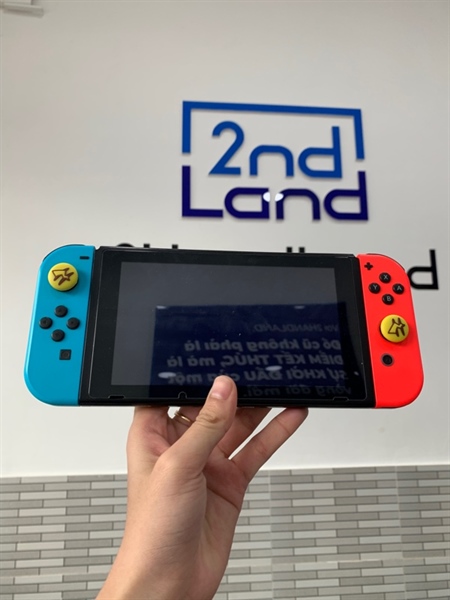 Máy chơi game Nintendo Switch V1 - Chưa hack - Màu đen - Ngoại hình: 98% - Màn vàng hồng, joycon trái lỏng khớp - Đủ phụ kiện , túi