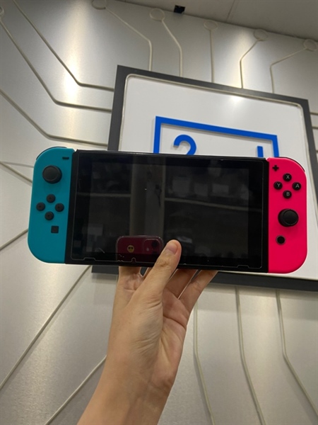 Máy chơi game Nintendo Switch V1 - Màu neon - Ngoại hình: 97% - Kèm dock linh kiện + sạc zin + HDMI + case