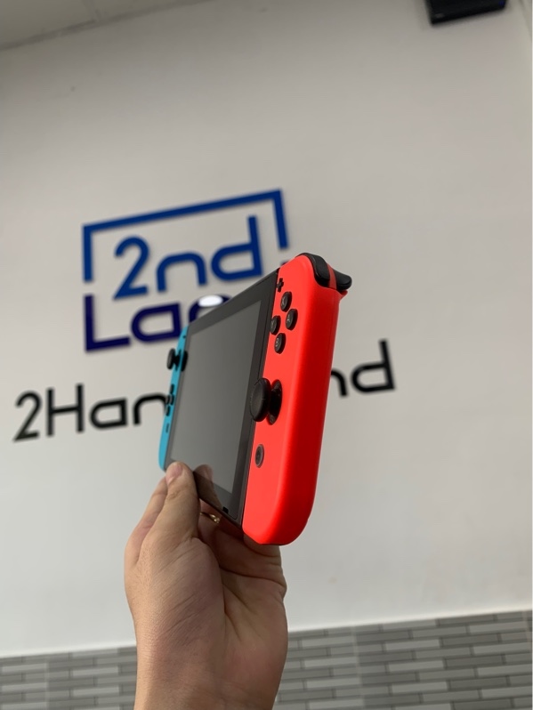 Máy chơi game Nintendo Switch V1 - Màu neon - Ngoại hình: 97% - Kèm dock + sạc