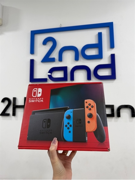 Máy chơi game Nintendo switch v2 - Chưa hack - Màu neon - Ngoại hình 98% - Màn vàng nhẹ - Kèm Box, 1 sạc, 1 dock , 2 strap , thiếu grip lớn