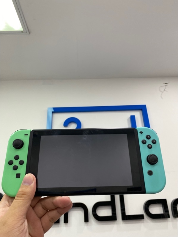 Máy chơi game Nintendo Switch v2 - Đã hack - Đủ phụ kiện - Màu đen - Ngoại hình: 97% - màn ám hồng nhẹ - Kèm túi + Thẻ 512GB