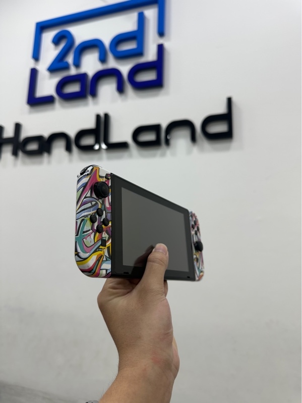 Máy chơi game Nintendo Switch V2 - Đã hack - Màu đen - Ngoại hình 97% - Kèm thẻ nhớ 64GB + 1 Sạc