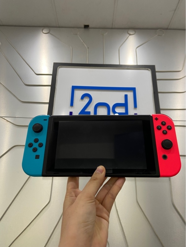 Máy chơi game Nintendo Switch V2 - Màu đen - Ngoại hình: 97% - Kèm túi vải, dock, joy-con straps, sạc
