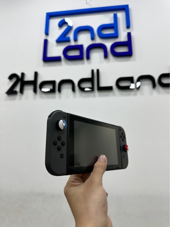 Máy chơi Game Nintendo Switch V2 MOD. HAC-001(-01) - Chưa hack - System Ver 21.2.0 32GB - Màu đen - Ngoại hình 97% - Kèm thẻ 128GB + Sạc