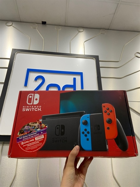 Máy chơi game Nintendo V2 - Màu đen - Ngoại hình: 98%- Màn ám - FullBox ( thiếu 2 grip nhỏ )