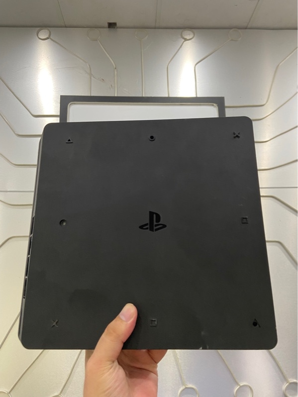 Máy chơi game PlayStation 4 Slim - Model CUH-2016B - 1TB - Firmware 8.03 - Màu đen - Ngoại hình: 97% - Xước cấn nhẹ - Kèm 1 tay cầm + Sạc tay cầm + Nguồn