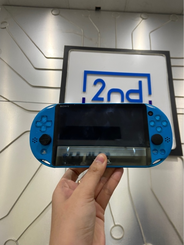 Máy chơi game PS Vita 2000 - Đã Hack - Màu xanh - Ngoại hình 97% - Kèm sạc + thẻ nhớ 64GB