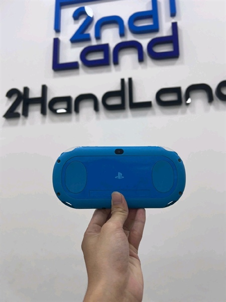 Máy chơi game PS Vita 2000 - Đã hack - Màu xanh - Ngoại hình 97% - Viền màn ám - Kèm case + dây sạc 2