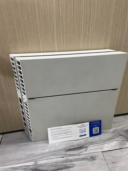 Máy chơi game PS4 Fat - 250GB ( máy thay ổ ) - CUH-1200A - Firmware 9.6 - Máy nhật ( xài điện 110V) - Màu trắng - Ngoại hình: 97% - Kèm 1 tay 1