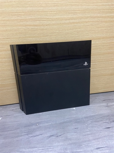 Máy chơi game PS4 Fat - CUH-1001A - 500GB - Firmware 8.5 - Màu đen - Ngoại hình: 97% - Body