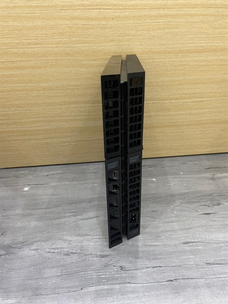 Máy chơi game PS4 Fat - CUH-1001A - 500GB - Firmware 8.5 - Màu đen - Ngoại hình: 97% - Body 2