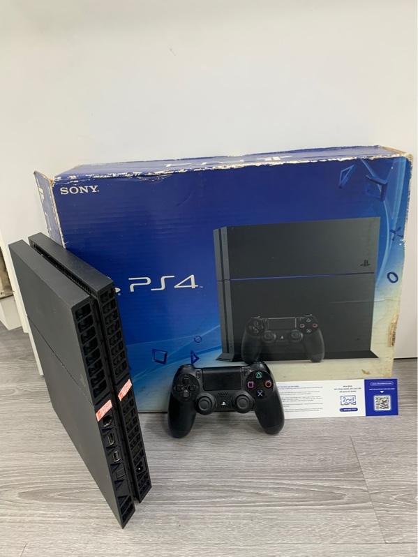 Máy chơi game PS4 Fat (CUH-1202A) - 500GB - Fimwere 130.4 - Màu đen - Ngoại hình: 98% - Kèm nguồn + 1 tay trôi cần nhẹ