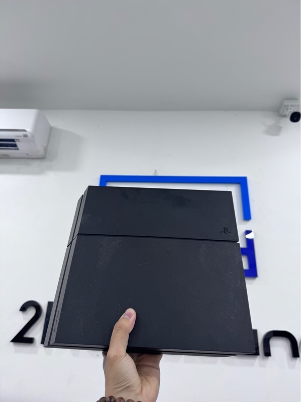 Máy chơi game Ps4 Fat - Đã hack - 500gb - firmware 9.00 - Màu đen - Ngoại hình 96% - Trầy xước - Kèm 1 tay, nguồn, HDMI, đĩa hack