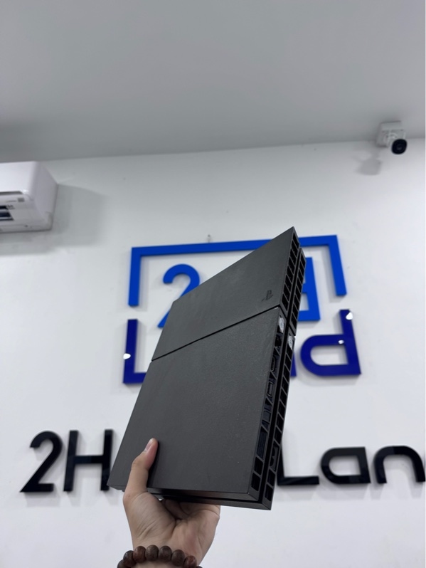 Máy chơi game Ps4 Fat - Đã hack - 500gb - firmware 9.00 - Màu đen - Ngoại hình 96% - Trầy xước - Kèm 1 tay, nguồn, HDMI, đĩa hack