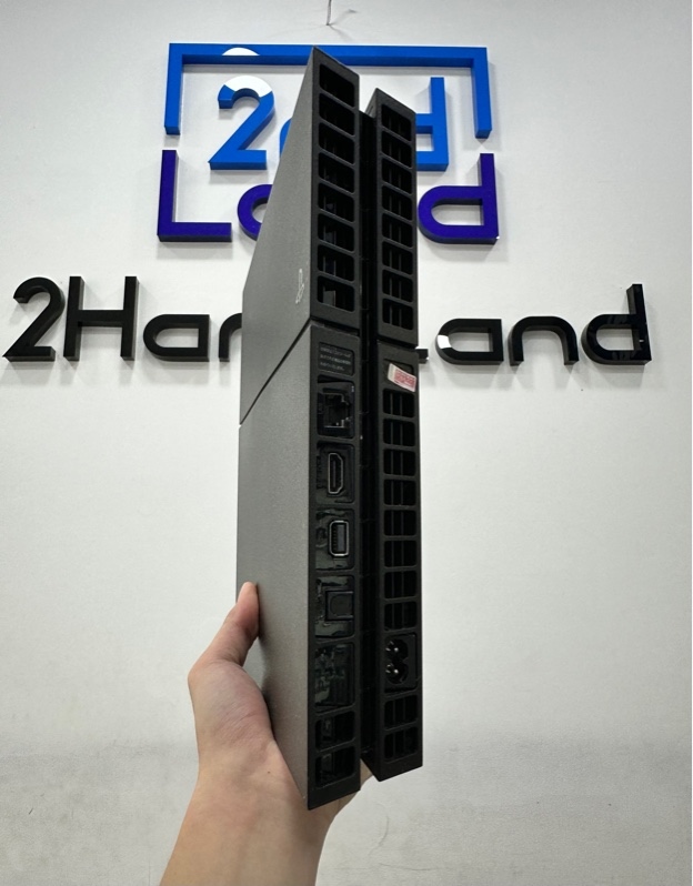 Máy chơi game PS4 FAT - Đã hack qua usb - Firmware 9.00 - 1TB - Màu đen - Ngoại hình 98% - Kèm 1 tay PS4 + Nguồn + HDMI + USB hack