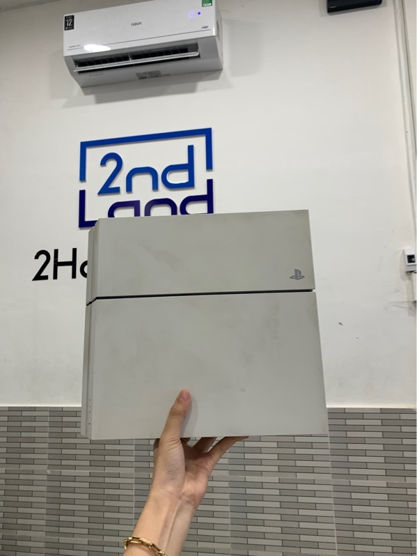 Máy chơi game PS4 fat - Fimwere 12.50, 500gb - Màu trắng - Ngoại hình: 97% - Kèm 1 tay+ nguồn