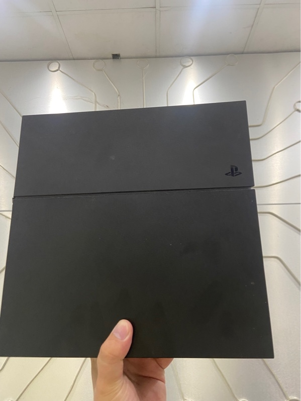 Máy chơi game PS4 Fat - Firmware 13.52 - 500GB - Màu đen - Ngoại hình: 97% - Kèm nguồn + Dock sạc tay cầm PS4 linh kiện