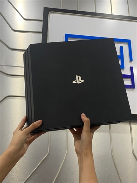 Máy chơi game PS4 Pro - 1T Firmware 10.71 - Màu đen - Ngoại hình 98% - Kèm 1 tay cầm, 1 nguồn, 1 HDMI