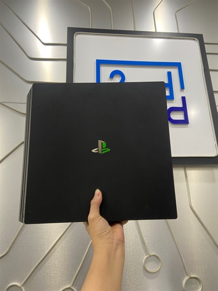 Máy chơi game PS4 Pro - 1T - Firmware 12.5 - Màu đen - Ngoại hình: 98% - Body - Kèm 1 tay cầm + HDMI