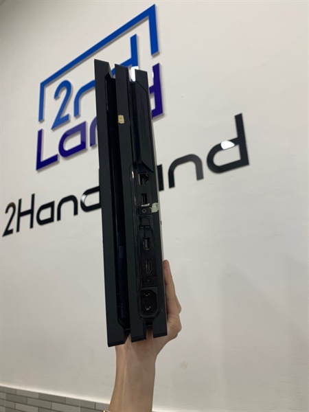 Máy chơi game PS4 Pro 1TB - Fimwere 13.2 - Màu đen - Ngoại hình 97% - Box, kèm 1 tay, nguồn 1