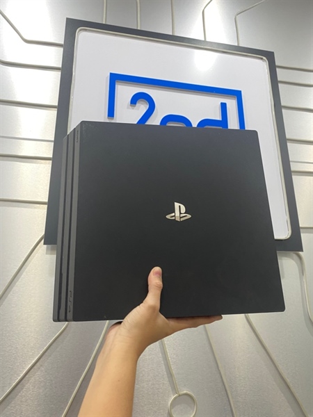 Máy chơi game PS4 Pro 1TB - Firmware 11.5 - Màu đen - Ngoại hình: 98% - Kèm 1 tay cầm + nguồn + dock sạc + HDMI