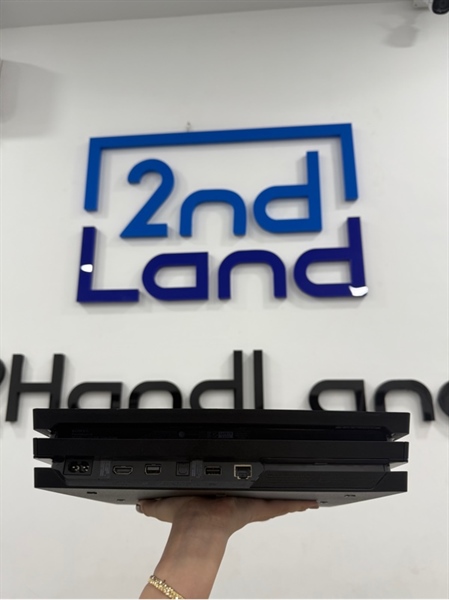 Máy chơi game PS4 Pro - 1TB - Firmware 12.50 - Chưa hack - Màu đen - Ngoại hình 98% - Kèm 1 tay cầm , hdmi , nguồn , dây micro 2