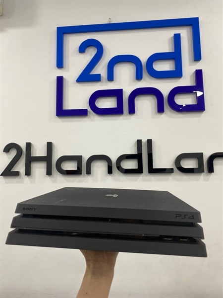 Máy chơi game PS4 Pro - 1TB - Firmware 9.00 - Đã hack - Màu đen - Ngoại hình 98% - Kèm nguồn , usb hack , ổ đĩa 500GB , đế sạc , 1 tay cầm 1