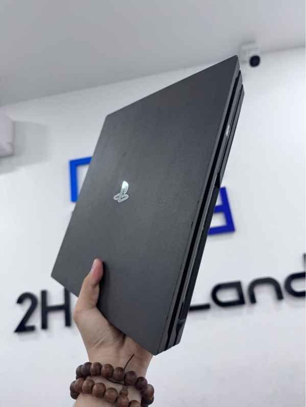 Máy chơi game PS4 Pro - Chưa hack - 1Tb - Fir 13.52 - Màu đen - Ngoại hình 97% - Kèm box, 1 nguồn, 1 HDMI, không tay