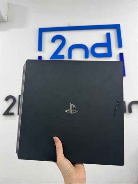 Máy chơi game PS4 Pro CUH-7218B - 1TB - Firmware 12.0 - Màu đen - Ngoại hình 97% - Kèm 1 nguồn , 1 tay cầm , 1 đế sạc, 1 HDMI