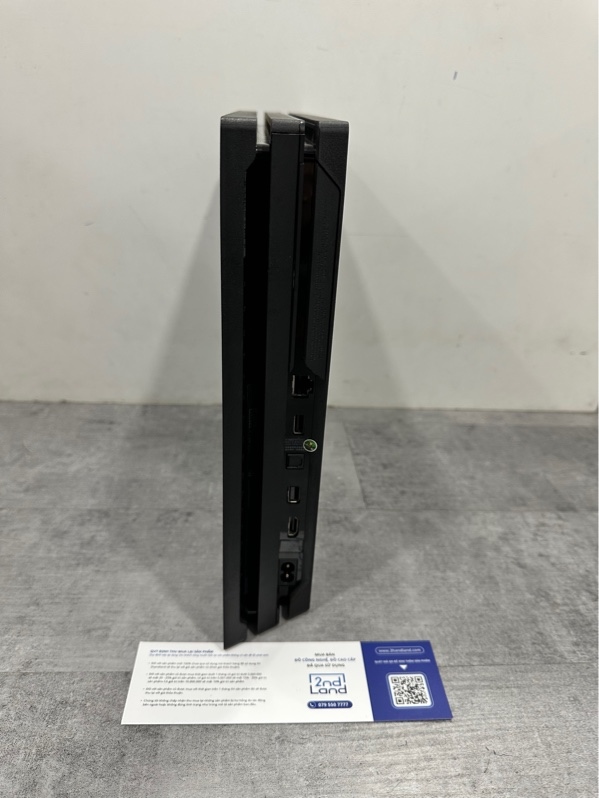 Máy chơi game PS4 Pro - Đã Hack- Firmware 12.02 - 2TB - Màu đen - Ngoại hình 97% - Kèm box + Nguồn + HDMI + 1 Tay cầm PS4 + Dây Micro