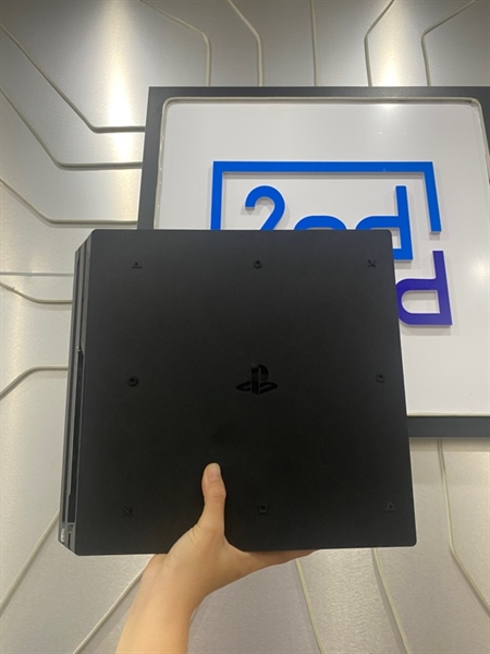 Máy chơi game PS4 Pro Firmware 11.5 CUH-7106B - Màu đen - Ngoại hình: 98% - Kèm 1 nguồn, 1 HDMI , 1 tay cầm 1