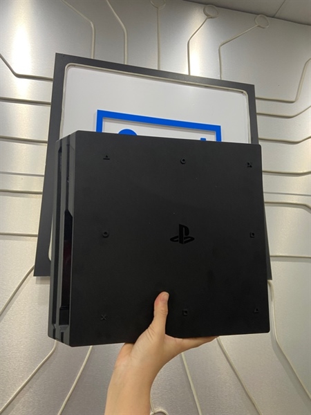 Máy chơi game PS4 Pro - Firmware 9.0 - 1TB - Đã hack - Màu đen - Ngoại hình: 98% - Body - Kèm dây sạc + nguồn USB HDMI + 1 tay cầm 1