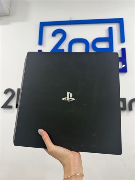 Máy chơi game PS4 pro - model CUH-7015B - 1TB - Firmware 13.02 - Màu đen - Ngoại hình 97% - Trầy, bụi cấn 1 góc - Kèm nguồn, 1 tay cầm trầy