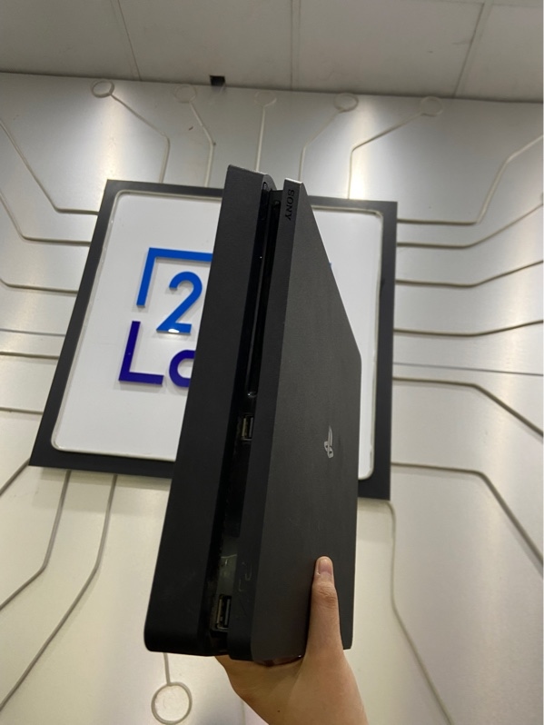 Máy chơi game PS4 Slim 1TB CUH-2218B - Firmware 13.52 - Màu đen - Ngoại hình: 97% - Kèm nguồn, hdmi, 1 tay cầm