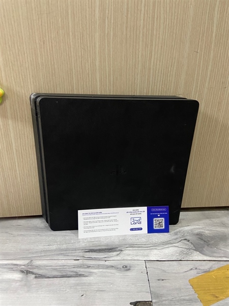 Máy chơi game PS4 Slim - 1TB - CUH-2218B - Firmware 9.0 - Màu đen - Ngoại hình: 98% - Kèm 1 tay ( tróc cao su analog trái ) + dây nguồn + HDMI