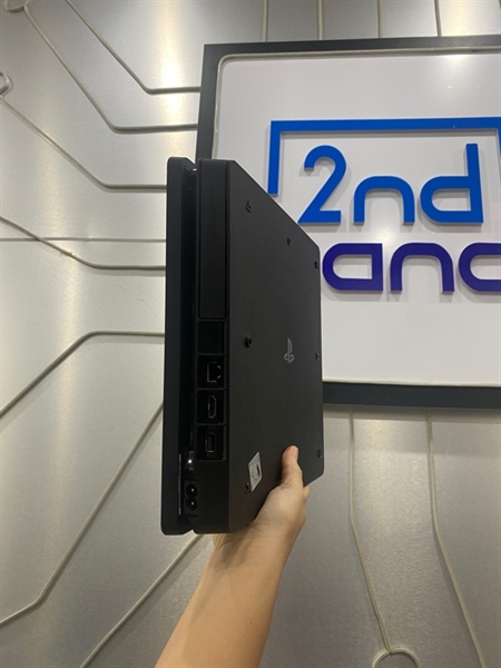 Máy chơi game PS4 Slim 1TB Firmware 11,5 - Màu đen - Ngoại hình: 97% - kèm 1 dây nguồn + HDMI + 1 tay cầm 2