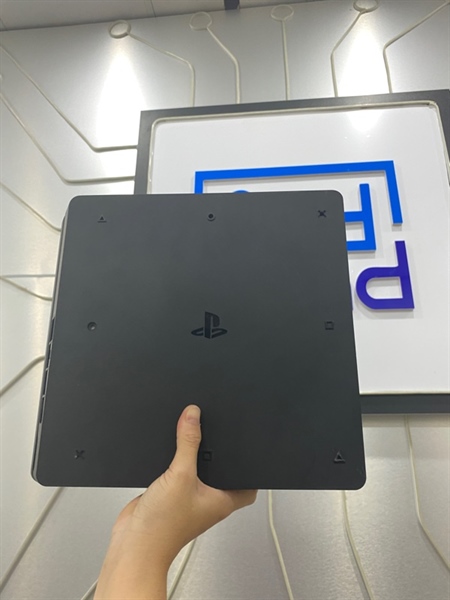 Máy chơi game PS4 Slim - 1TB - Firmware 11.52 - Màu đen - Ngoại hình: 98% - Body - Kèm nguồn + 1 tay cầm 1