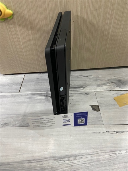Máy chơi game PS4 slim - 500GB - CUH-2006A - Firmware 9.0 - Hack - Màu đen - Ngoại hình: 98% - Mất 1 đệm cao su đáy - Kèm 1 tay + USB kích hack + HDMI 2