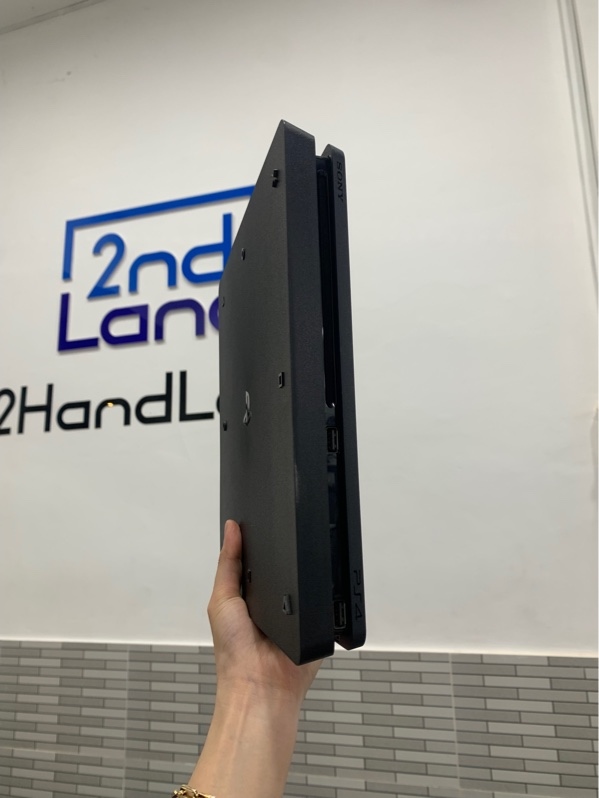Máy chơi game PS4 Slim - 500GB - Fimwere: 13.02 - Màu đen - Ngoại hình: 98% - Kèm 1 tay linh kiện
