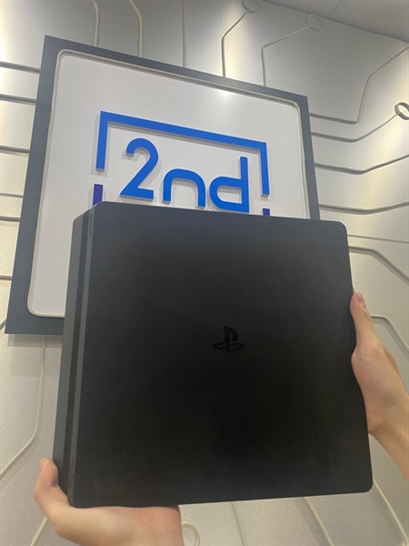 Máy chơi game PS4 - Slim 500Gb - Firmware 11.2 - Màu đen - Ngoại hình: 97% - Kèm dây nguồn + tay cầm