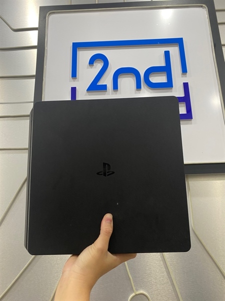 Máy chơi game PS4 Slim - 6.0 - 500GB - Màu đen - Ngoại hình: 98% - Body - Kèm sạc + HDMI + 1 tay cầm + dây kết nối