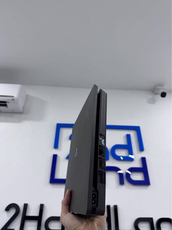 Máy chơi game Ps4 slim - chưa hack - 500Gb - fir 10.50 - Màu đen - Ngoại hình 96% - Kèm 1 nguồn, HDMI, 1 tay