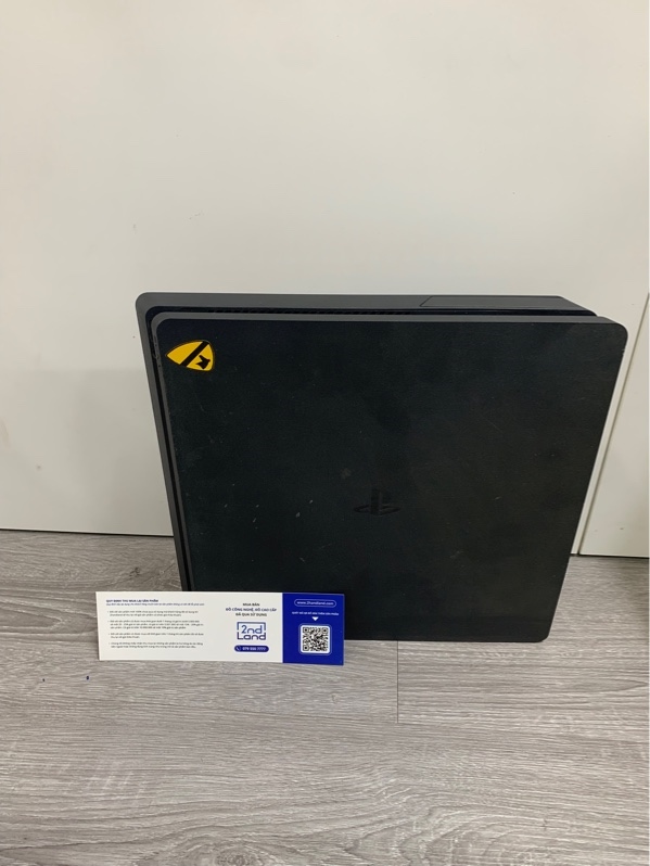 Máy chơi game PS4 Slim (CUH-2015A) - FW 13.02, 500GB - Màu đen - Ngoại hình: 97% - Kèm 1 tay tróc đệm analog + dock tay cầm