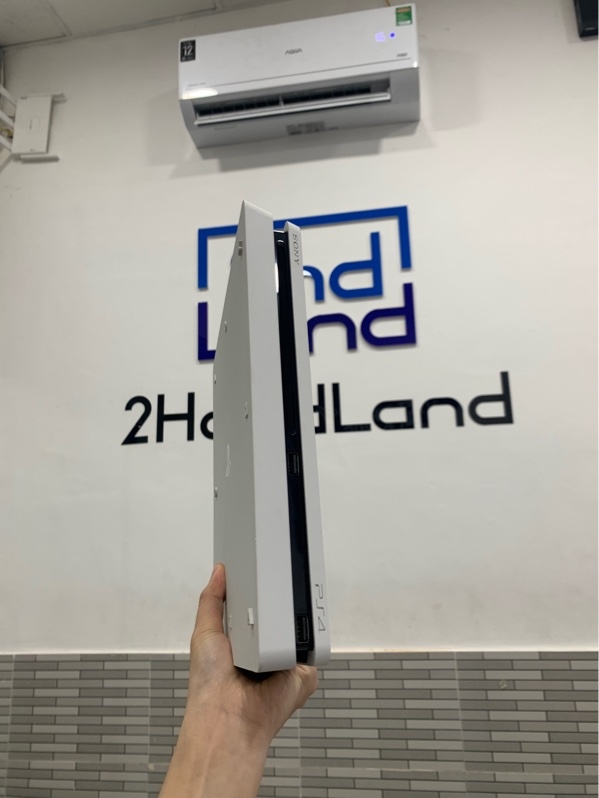 Máy chơi game PS4 slim CUH-2017A - Đã hack - Fimwere goldhen 12.02, 1Tb - Màu trắng - Ngoại hình: 98% - Kèm 1 tay + nguồn